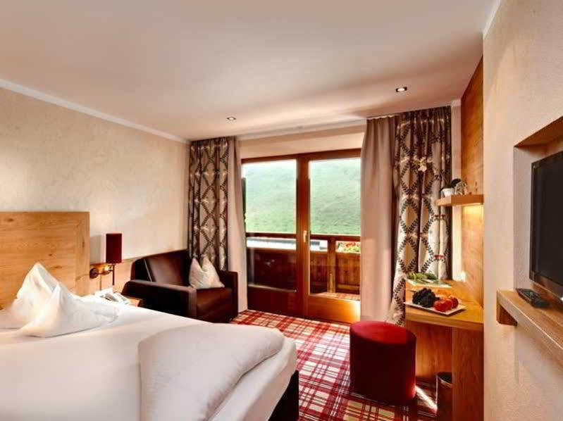 Hotel Berghof Crystal Spa & Sports Tux Exteriér fotografie